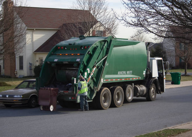 Best Garage Cleanout  in Stony Point, MI